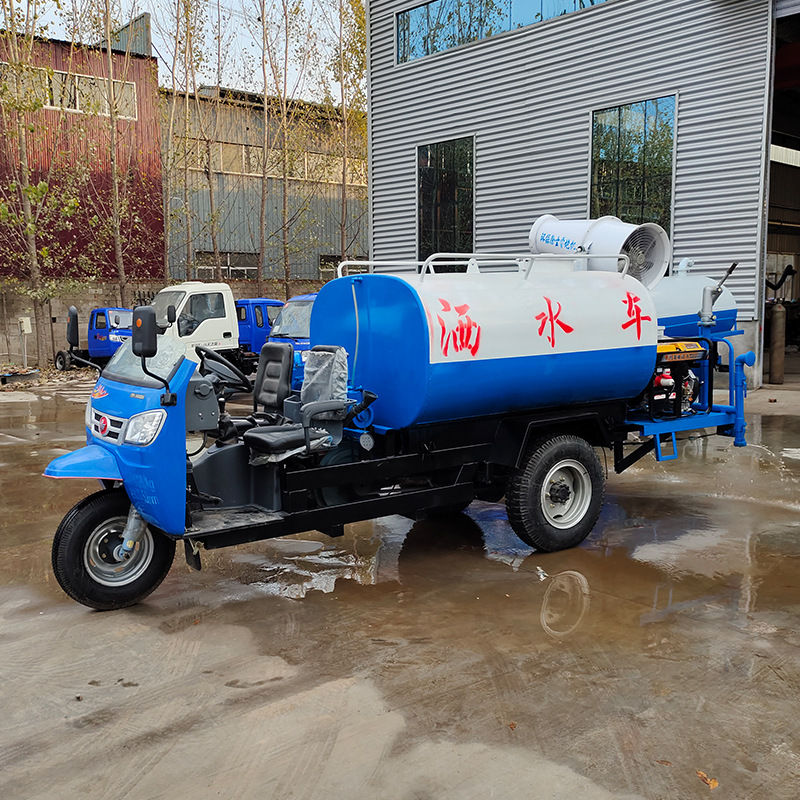 柴油三轮洒水车 (4).jpg
