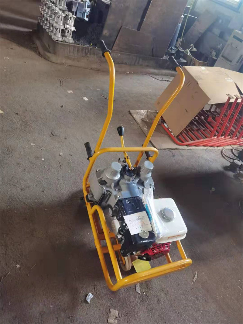 双头内燃螺栓扳手4.jpg 双头内燃螺栓扳手4.jpg