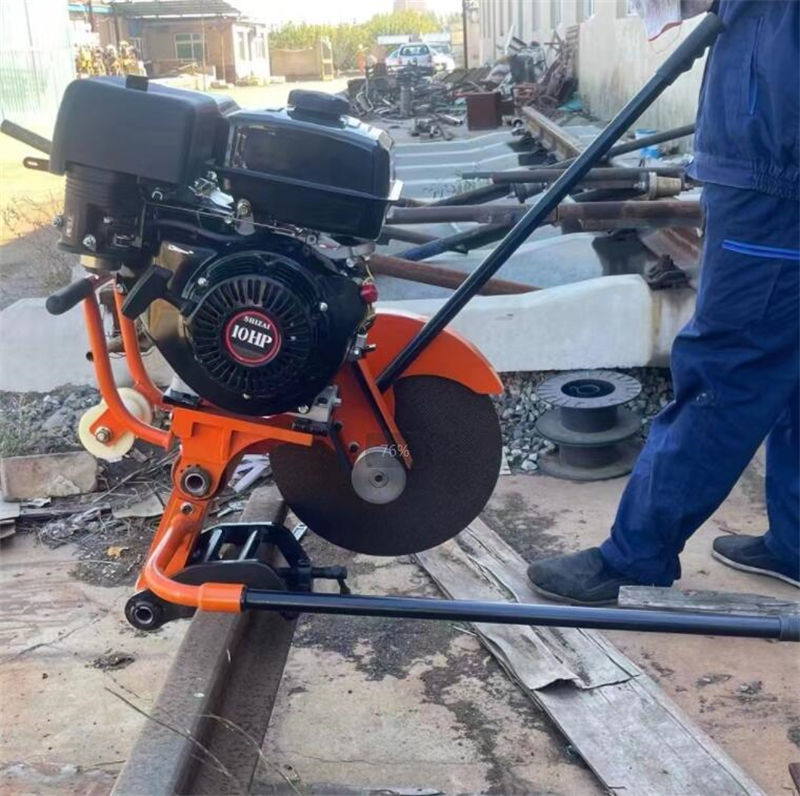 内燃锯轨机3.jpg